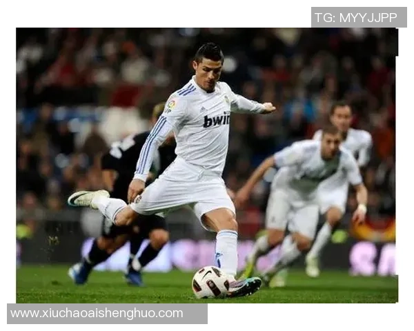 立志成为足球球星的人生之路与拼搏精神的精彩故事 立志成为足球球星的人生之路与拼搏精神的精彩故事